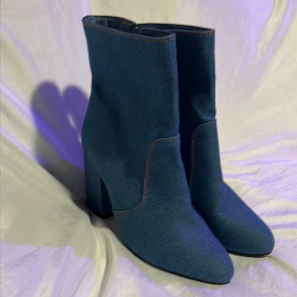 VENUS Blue Heeled Boots Ankle-Height Denim
